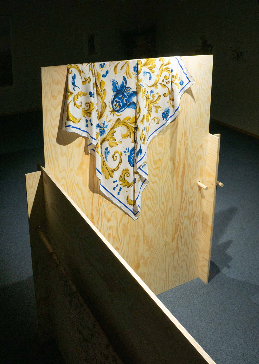 Myklé Heritage shawl on display